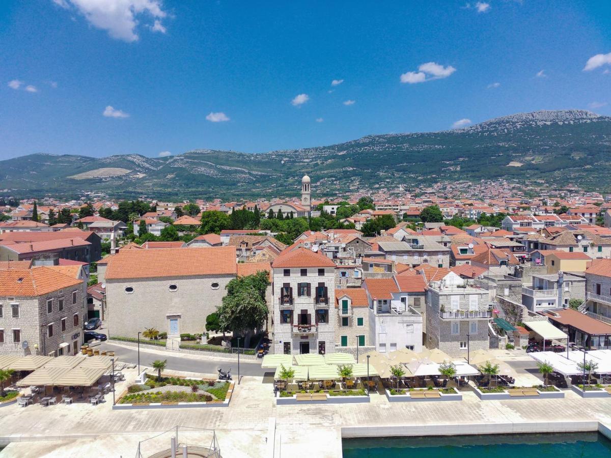 Luxury Apartments Perko Kaštela Exteriör bild