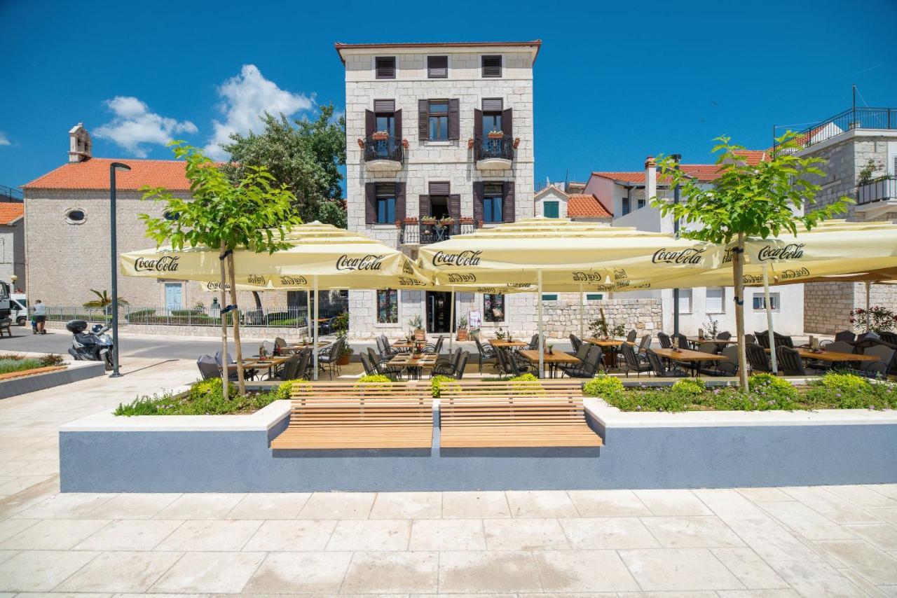 Luxury Apartments Perko Kaštela Exteriör bild