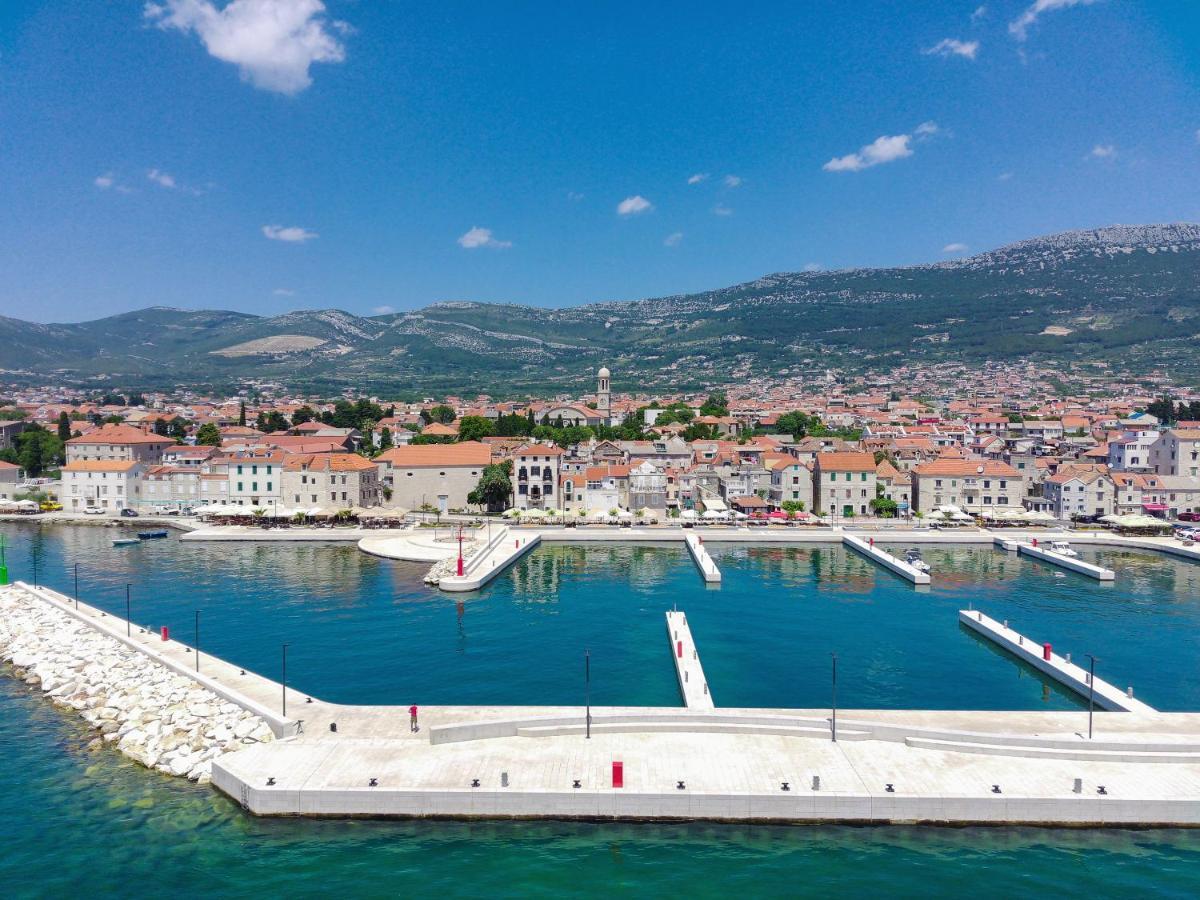 Luxury Apartments Perko Kaštela Exteriör bild
